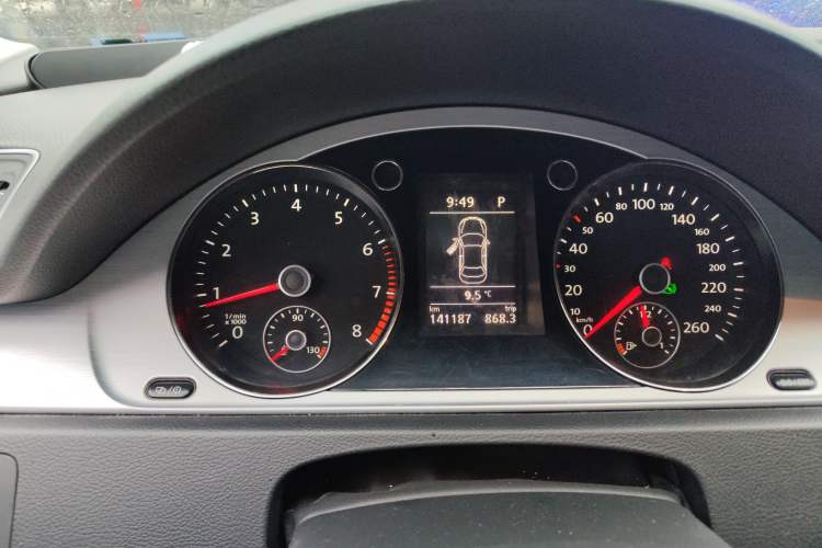 Used Volkswagen Magotan 2013 1.8TSI Premier Model Instrument Cluster