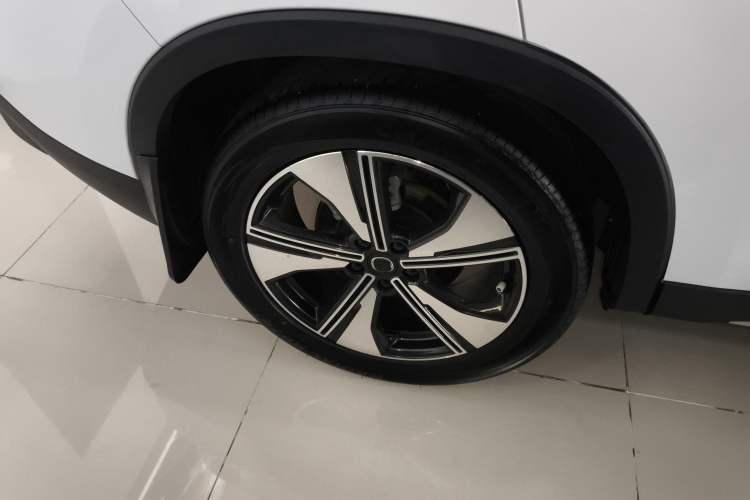 Used CHANGAN X7 PLUS 2024 1.5T Automatic Prestige 7-Seater Exterior 8