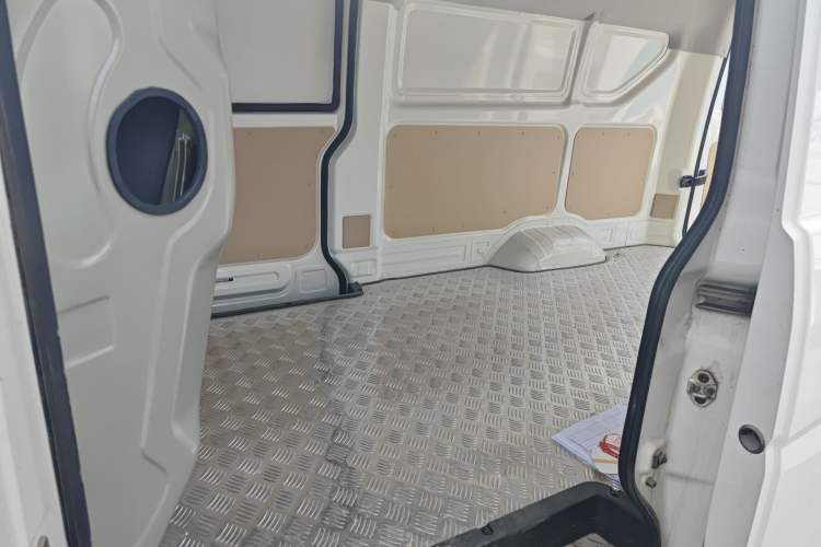 Used CHANGAN KUAYUE Xing V7 EV 2023 250km Dual-Door High-End Version 2 Seats