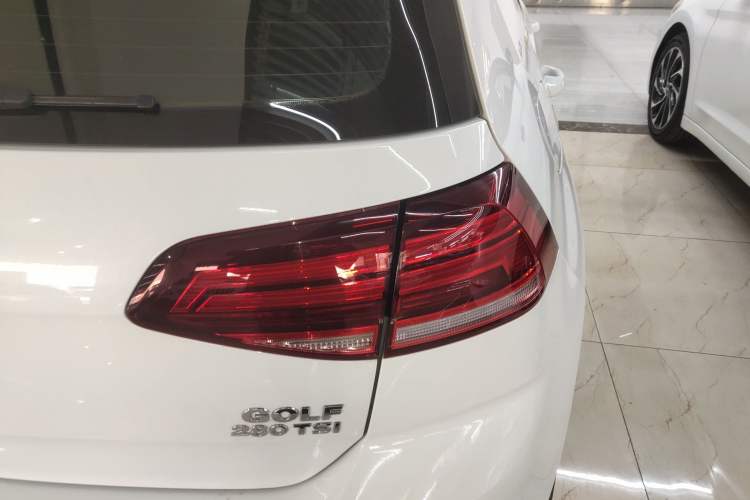 Used Volkswagen Golf 2018 230TSI Automatic Comfort Model