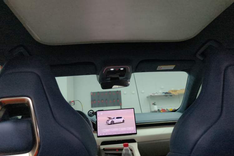 Used Zeekr 001 2024 WE Edition 95 kWh All-Wheel Drive Headliner