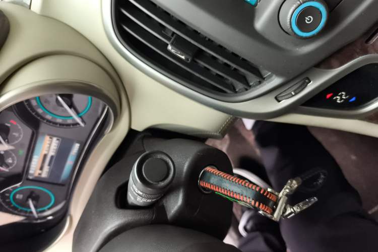 Used Buick LaCrosse 2013 2.4L SIDI Leading Comfort Version