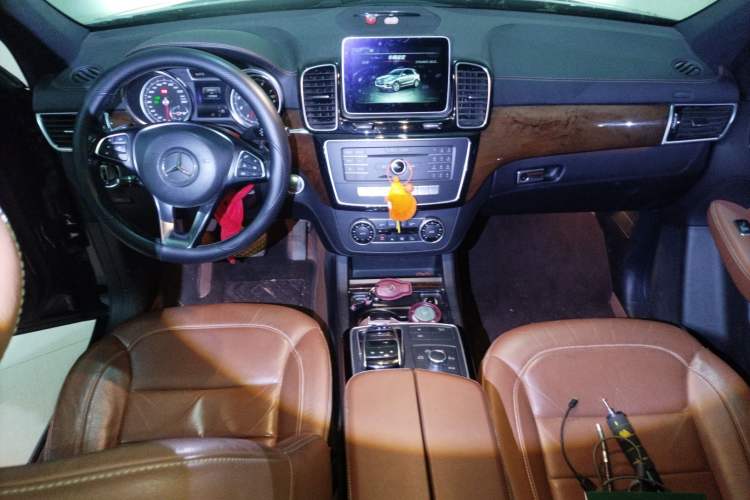 Used Mercedes-Benz GLE 
