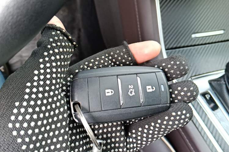 Used CHANGAN Raeton CC 2018 1.5T Automatic Haoya Model Guangmang Edition China V Standard
