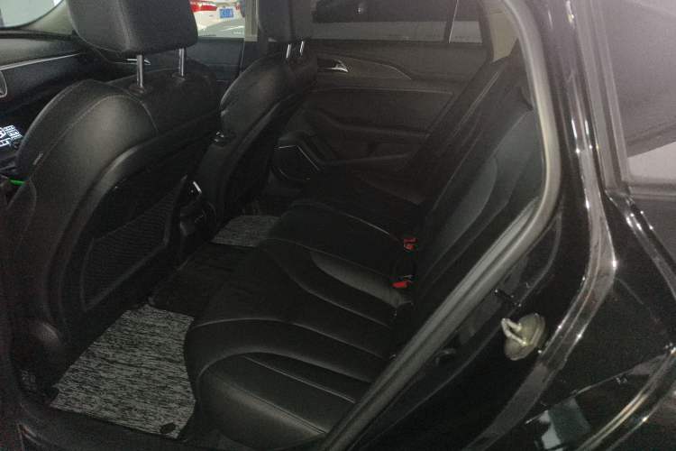 Used Hongqi H5 2020 1.8T Automatic Smart Connect Flagship Edition
