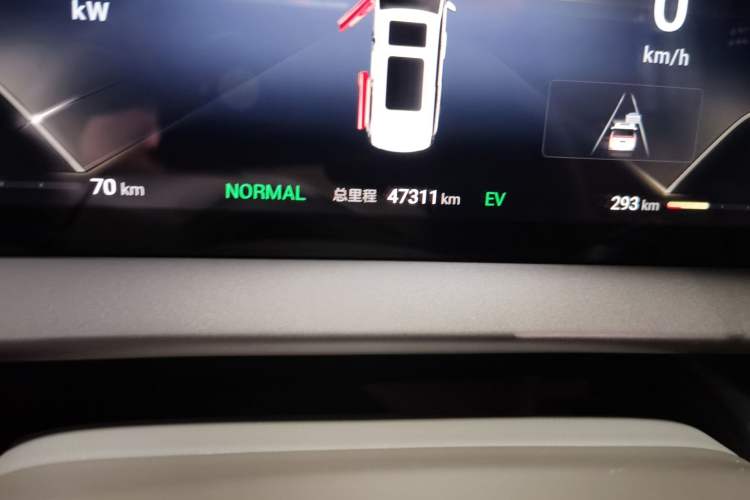 Used Denza D9 2022 DM-i 970 Four-Wheel Drive Prestige Model