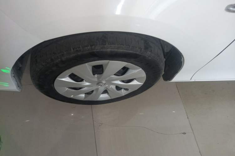 Used Toyota Vios 2021 1.5L CVT Smart Drive Edition Left Front Wheel Hub