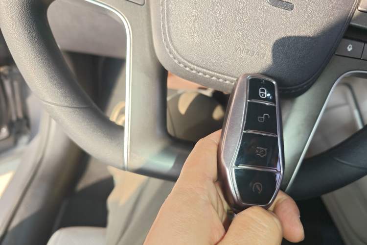 Used BYD Yuan UP 2024 401KM Leading Edition