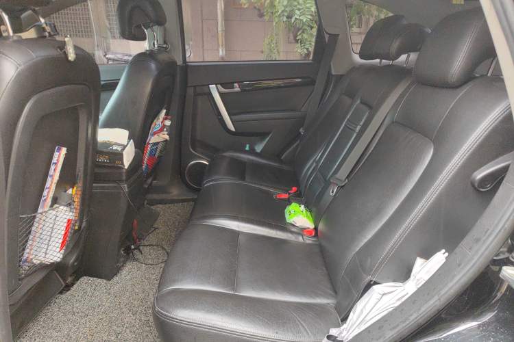 Used Chevrolet Captiva 2012 2.4L 4x4 Flagship Edition 7 Seats Left Rear Seat