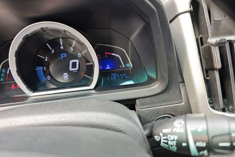 Used Luxgen U6 SUV 2015 1.8T ZhiZun Model
