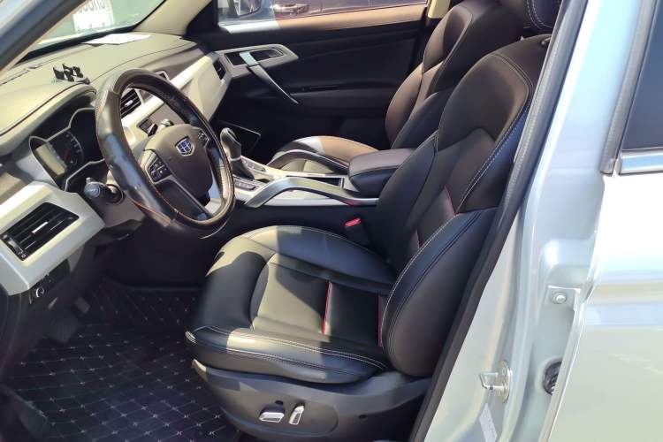 Used Geely Auto Emgrand X7 Sport 2018 1.8TD Automatic Two-Wheel Drive Zhiya Model Left Front Seat