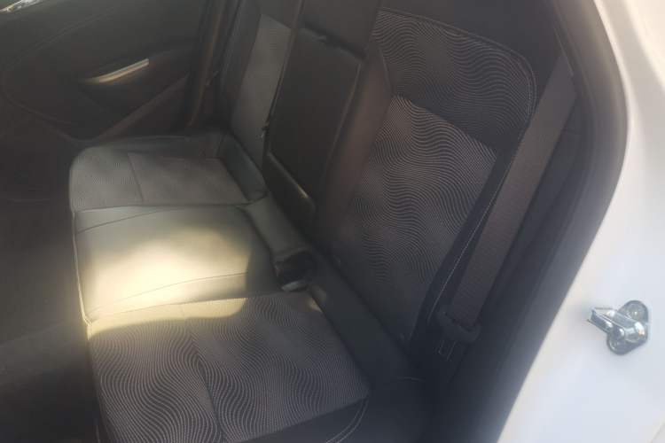 Used Buick GT 2014 XT 1.6L Automatic Fashion Edition
