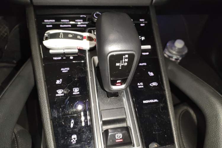 Used Porsche Cayenne E-Hybrid 2021 Cayenne E-Hybrid 2.0T