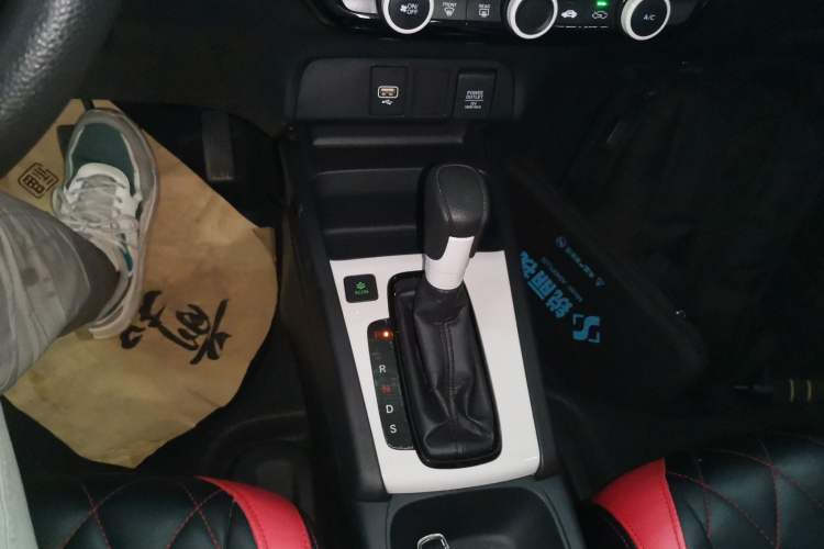 Used Honda Fit 2021 1.5L CVT Trend Edition Gear Lever