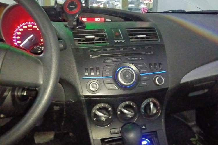 Used Mazda 3 2013 Hatchback 1.6L Automatic Elite Model
