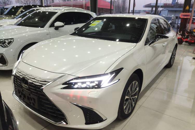 Used Lexus ES 2025 200 Premium Edition