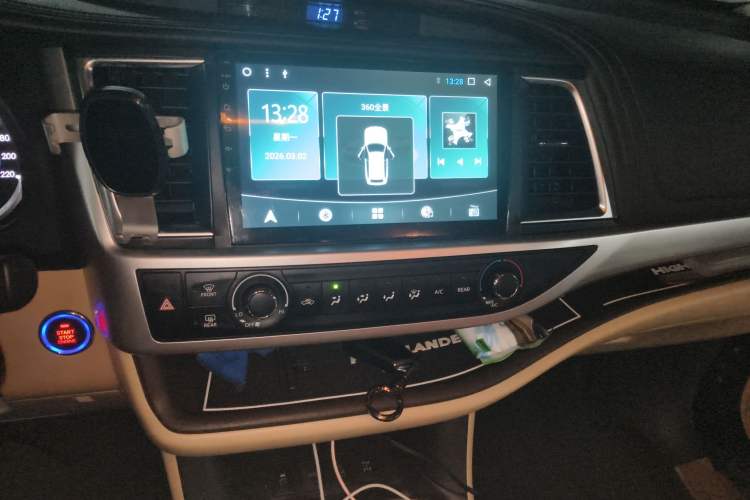 Used Toyota Highlander 2018 2.0T Four-Wheel Drive Elite Edition 7 Seats China VI Standard
