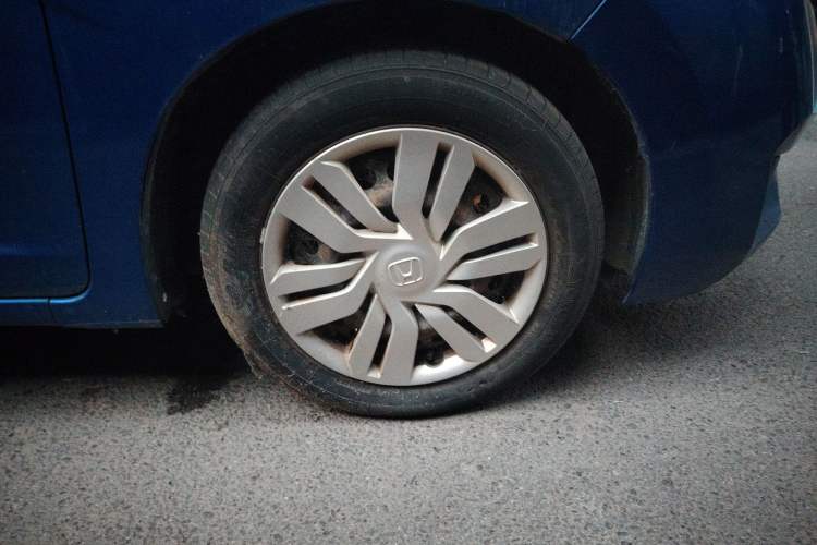 Used Honda Fit 2016 1.5L LXS CVT Comfort Sunroof Version
