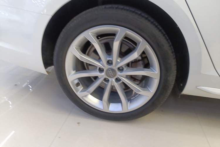 Used Audi A4L 2018 30th Anniversary Edition 40 TFSI Fashion Model