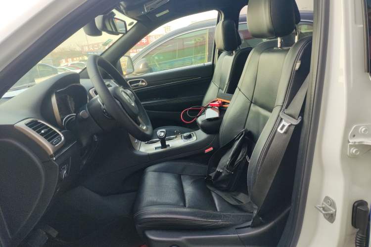 Used Jeep Grand Cherokee (Import) 2015 3.0L Elite Navigation Edition