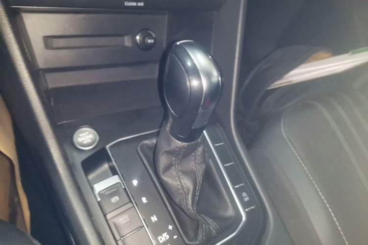 Used Volkswagen Tiguan L 2023 330TSI Automatic Two-Wheel Drive Comfort Edition