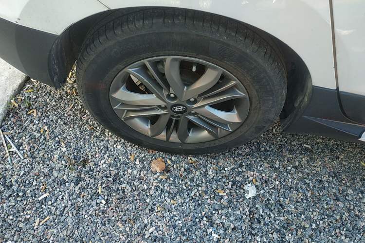 Used Hyundai ix35 2015 2.0L Automatic 2WD Smart Version China V Standard Exterior 8