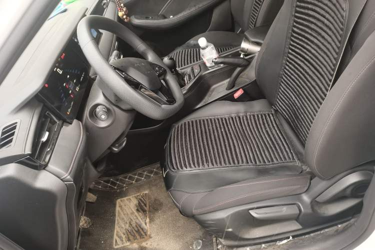 Used Roewe i5 2026 Model 1.5L Manual Comfort Version