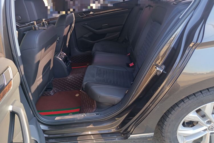 Used Volkswagen Magotan 2017 330TSI DSG Luxury Model
