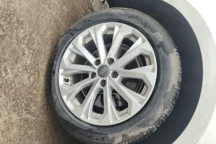 Used Audi A4L 2019 40 TFSI Ambition China VI