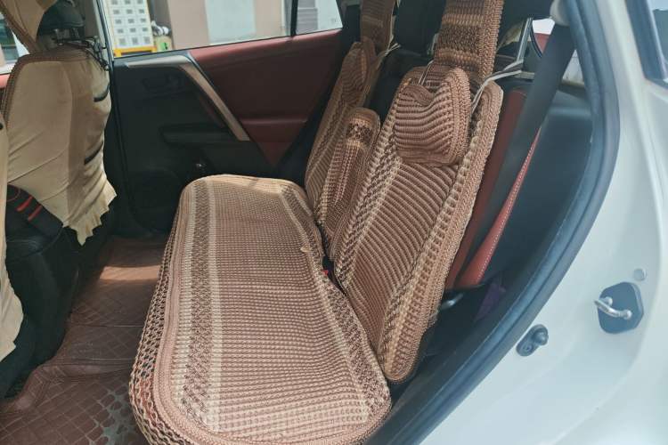 Used Toyota RAV4 2015 2.5L Automatic 4x4 Elite Edition