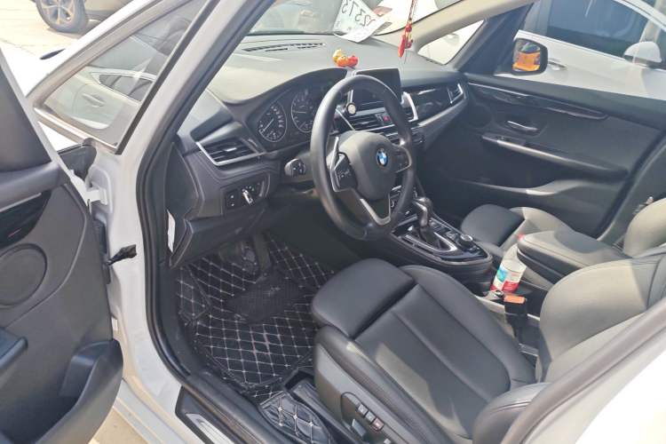 Used BMW 2 Series Active Tourer 2016 218i Sports Design Package Driver Seat