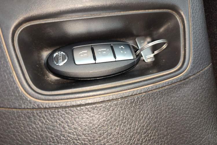 Used Nissan Sylphy 2018 1.6XV CVT Deluxe Edition Vehicle Key
