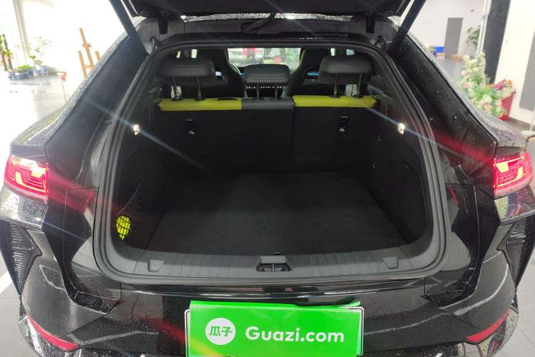 Used BYD Song L EV 2025 Intelligent Driving Version 602 km Range LiDAR-equipped All-Wheel-Drive Type Trunk