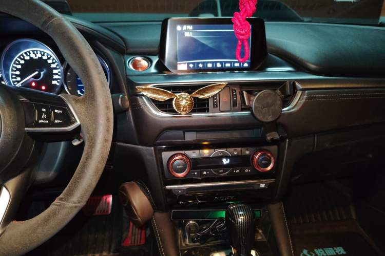 Used Mazda Atenza 2018 2.0L Blue Sky Luxury Edition China VI Standard Audio And AC Panel