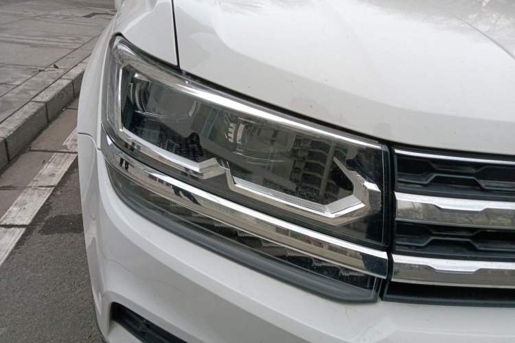 Used Volkswagen Tharu 2021 280TSI Two-Wheel-Drive Luxury Plus Edition