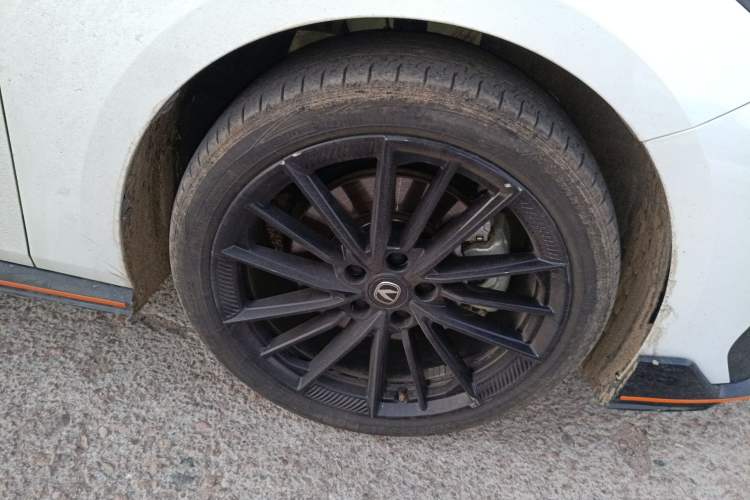 Used CHANGAN UNI-V 2023 2.0T Leading-Speed Edition