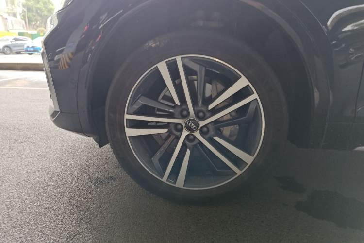 Used Audi Q5L 2022 40T Luxury Dynamic Model Right Front Wheel Hub