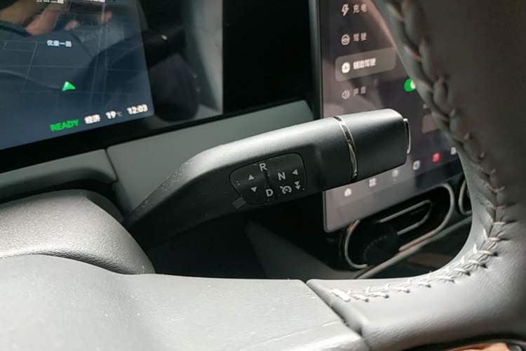 Used Leapmotor C01 2024 Pure Electric 525 Luxury Edition Gear Lever