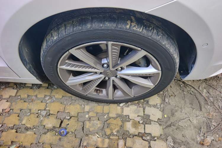 Used Geely Auto Emgrand GT New Energy 2018 1.5T PHEV Yao Ling Edition
