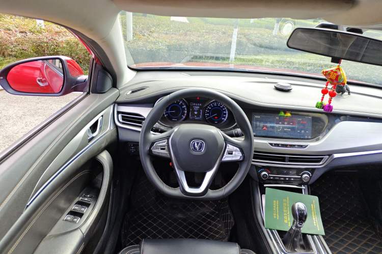 Used CHANGAN Eado 2018 High-Energy Edition 1.6L GDI Manual Pioneer Model China V Standard
