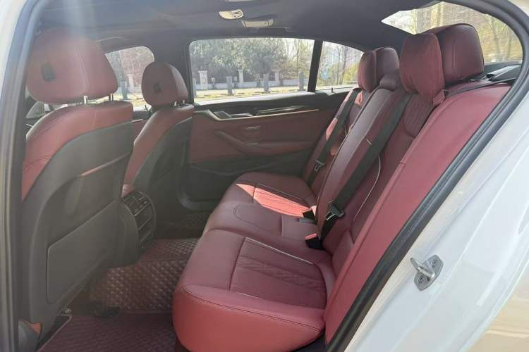 Used BMW 5 Series 2022 525Li M Sport Package