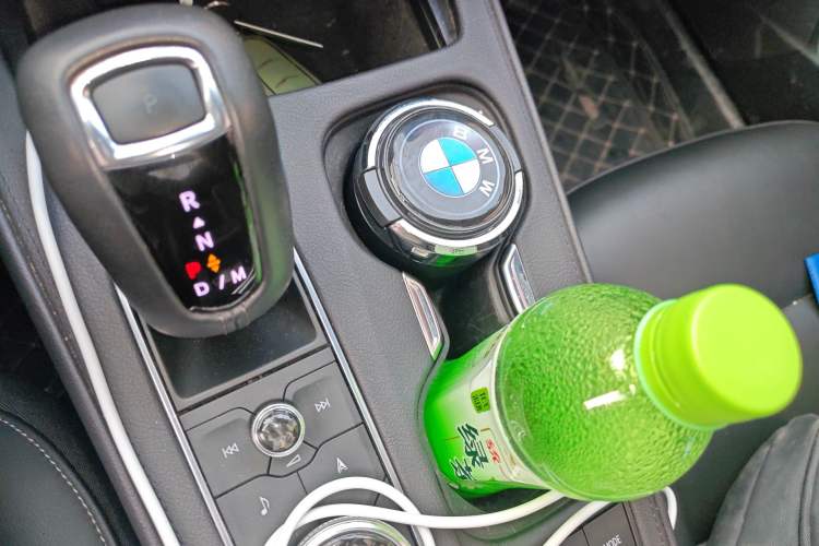 Used Cadillac XT4 2018 28T Two-Wheel Drive Leading Version
