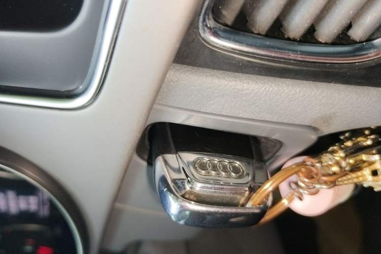 Used Audi A4L 2013 35 TFSI Automatic Comfort Model