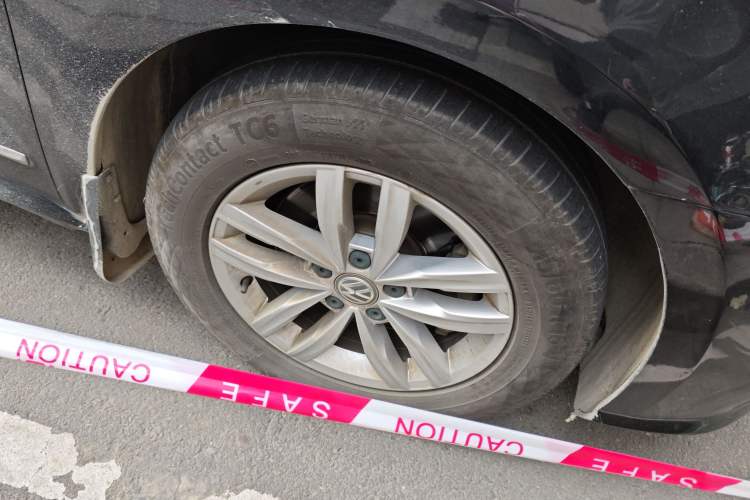 Used Volkswagen Passat 2016 330TSI DSG Luxury Edition Right Front Wheel Hub