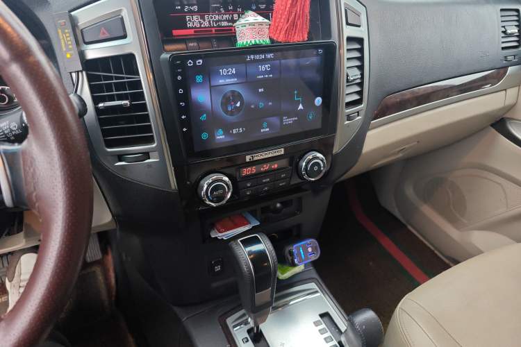 Used Mitsubishi Pajero 