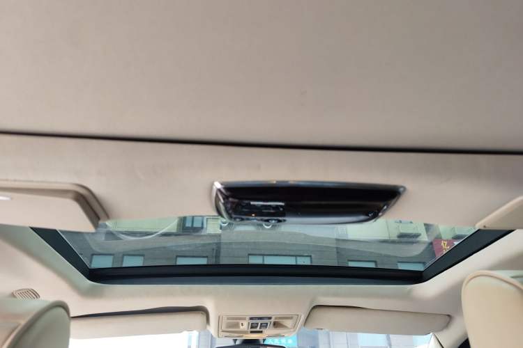 Used Jaguar XJ 2012 XJL 3.0 Panoramic Business Edition
