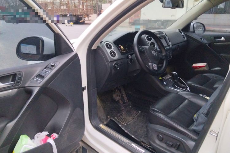 Used Volkswagen Tiguan 2015 1.8TSI Automatic All-Wheel-Drive Luxury Model