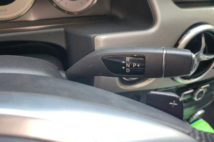 Used Mercedes-Benz GLK-Class 2015 GLK 300 4MATIC Fashion Edition Ultimate Version
