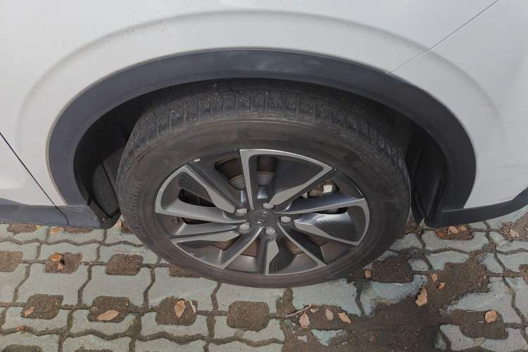 Used Geely Auto Coolray New Energy 2020 1.5T ePro Super Right Front Wheel Hub