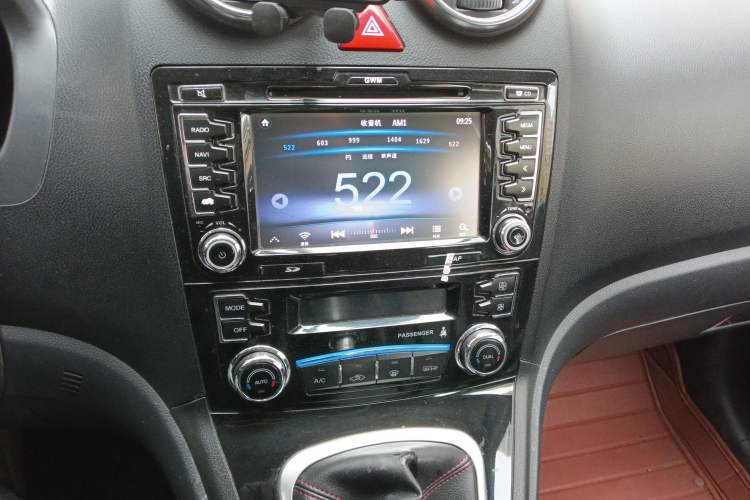 Used Haval H6 2013 Upgraded Model 1.5T Manual Two-Wheel Drive Urban Version